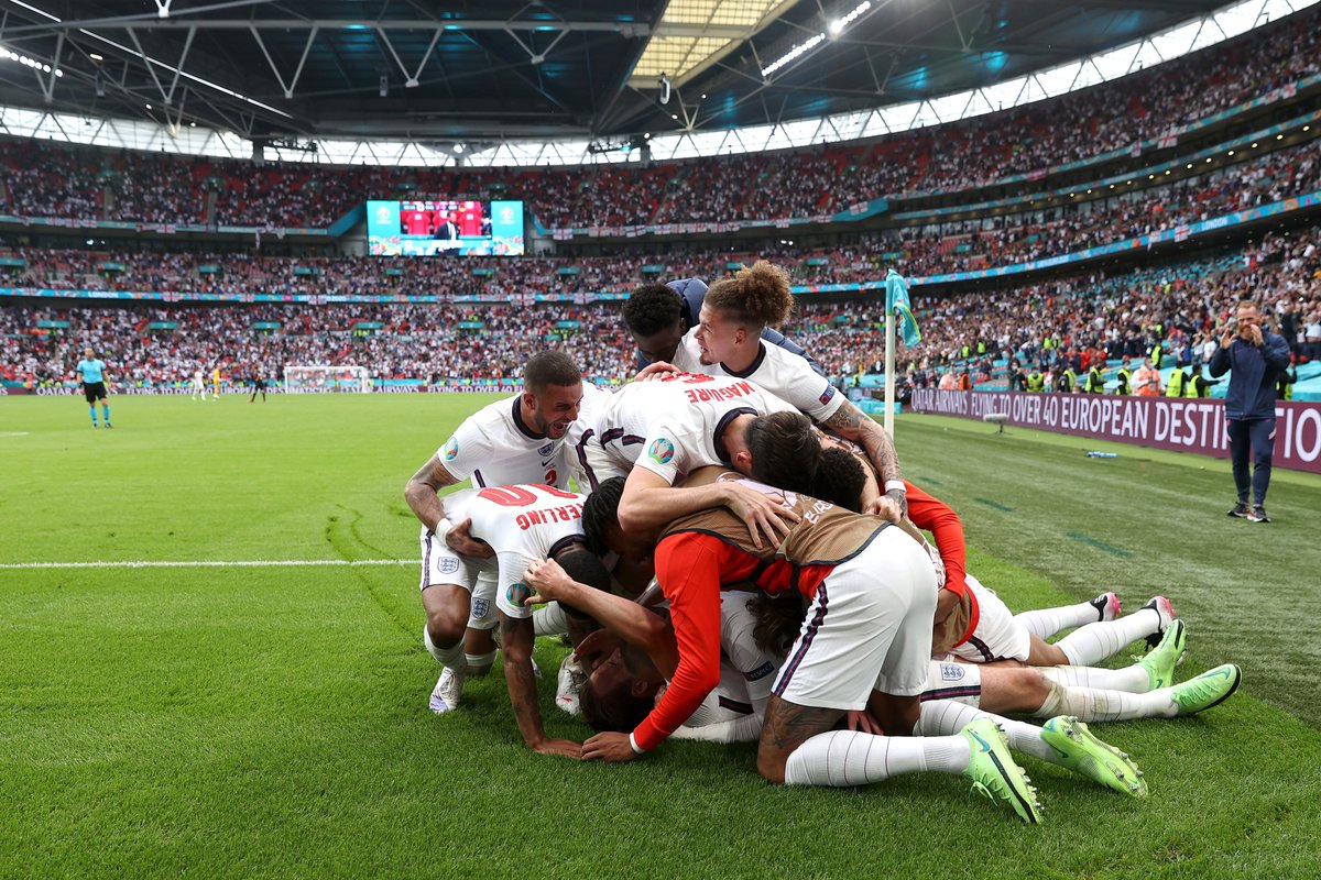 UEFAEURO's tweet photo. 🏴󠁧󠁢󠁥󠁮󠁧󠁿 England = quarter-finalists! 🥳

#EURO2020 https://t.co/vgBFvV4Vc8