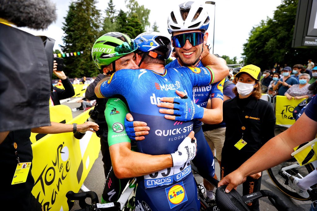 There are no words to describe today so I will leave it to this : Just wow, what a man and what a team 👊🏻 Congrats @markcavendish 
#WayToRide #TheWolfpack 
@deceuninck_quickstep
📸 @gettyimages