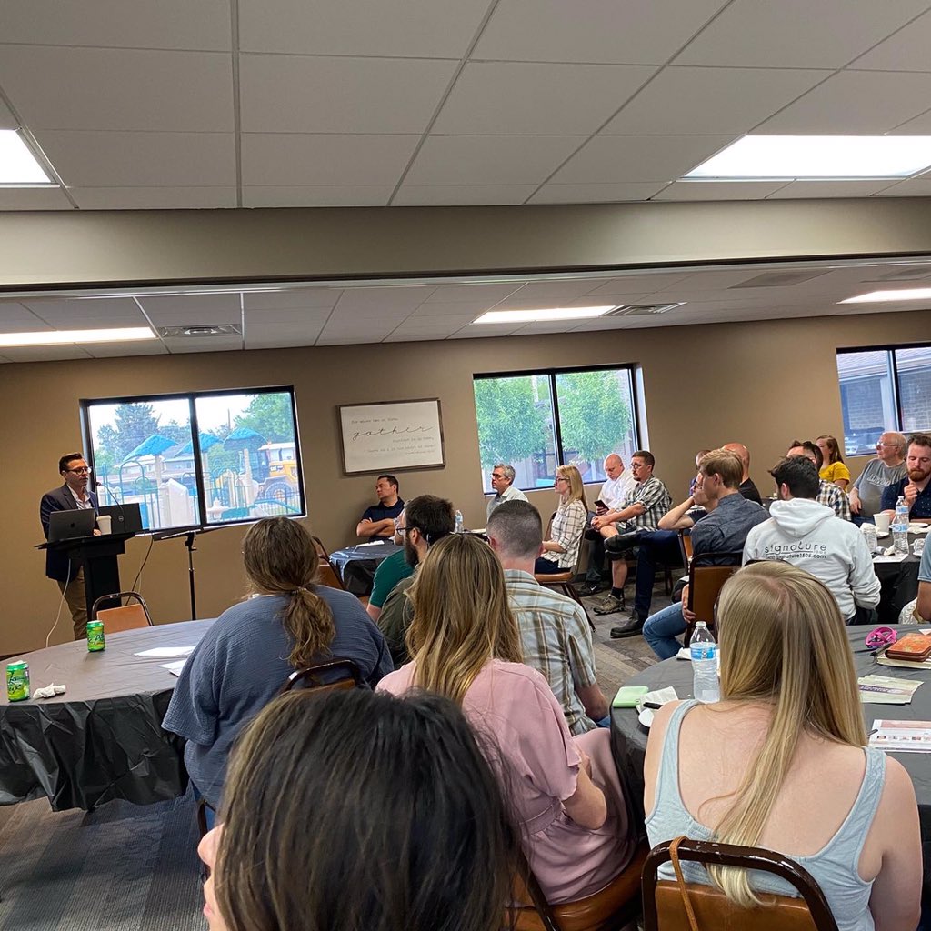 slst_utah's tweet image. Thank you to all who attended the prospective student dinner last Friday! We can&apos;t wait to see how God works through our programs and through our students.