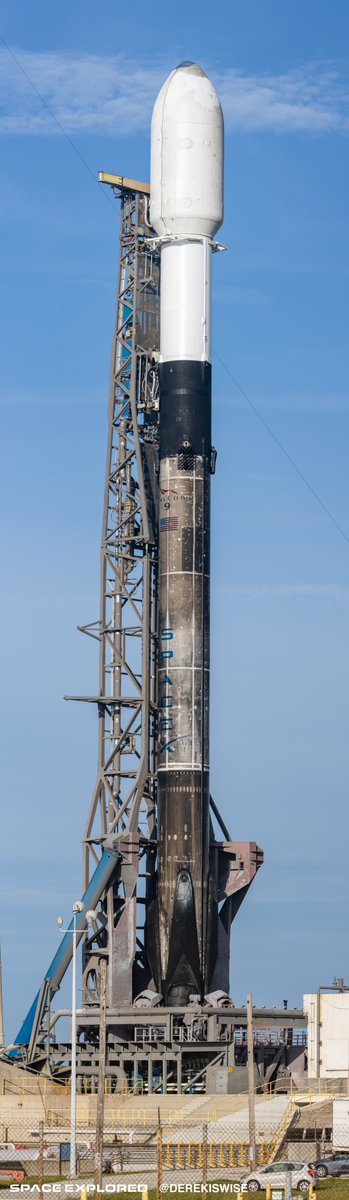 dwisecinema's tweet photo. Cool cloud front, even cooler booster. Let’s hope this rain clears for launch! Window opens at 2:56pm est and lasts for 58 minutes.

#SpaceX #Transporter2 https://t.co/vSASzTrJf4