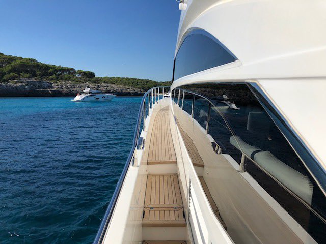 boatscouk's tweet photo. Fancy a charter holiday ? We have some tiny gaps in our Calendar for our 3 boats in Mallorca . Click https://t.co/m1gPrytYnE then charter. #mallorca #princess72 #princess88 #oyster825 https://t.co/qOh44GNJAd