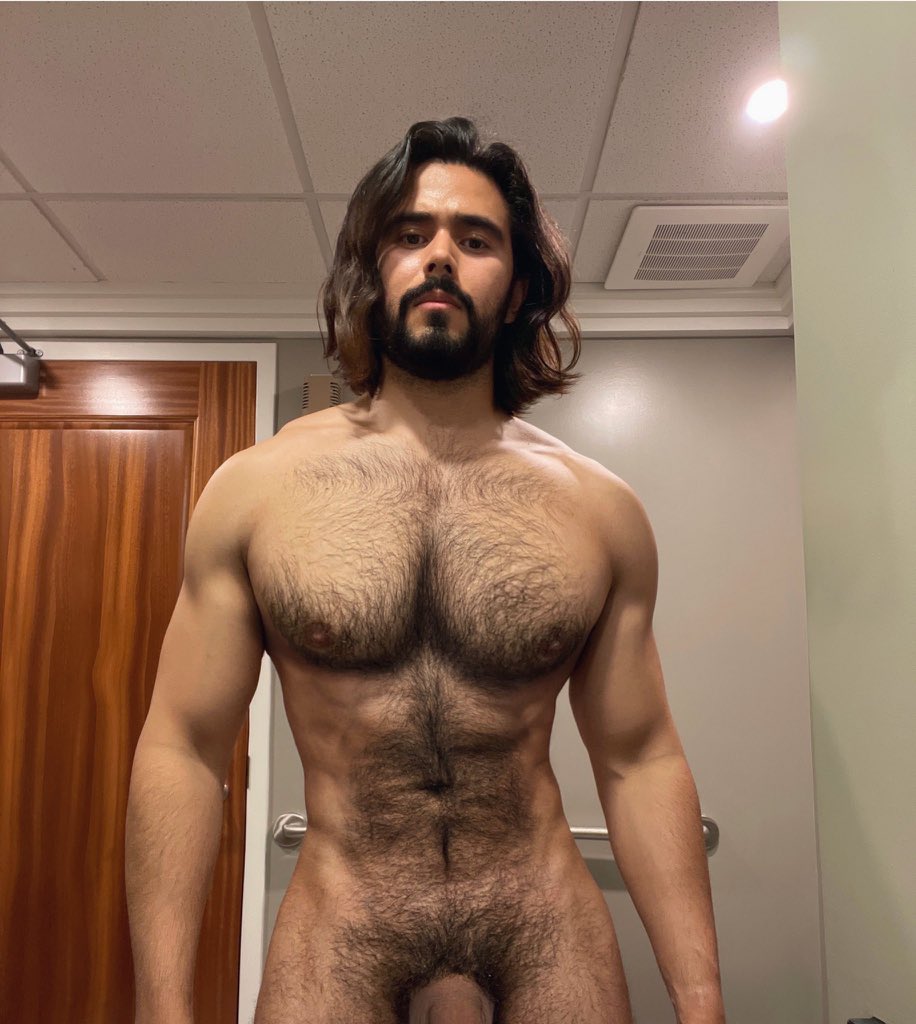 TETAS on X: 😏😏😏 @arquinancho t.coNc4fZ3zPde  X