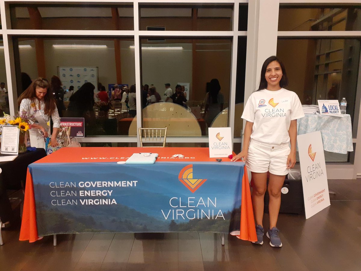 clean_virginia's tweet photo. Our very own Laura Gonzalez (@lauraGG93) represented Clean Virginia at this weekend's #WomensSummit. Thanks Network NOVA (@NetworkVirginia) for having us! We're looking forward to the next in-person event, July 23-24 in Harrisonburg. Get tix and join us: https://t.co/wZAdM2kpe7 https://t.co/PWfHXhocV4