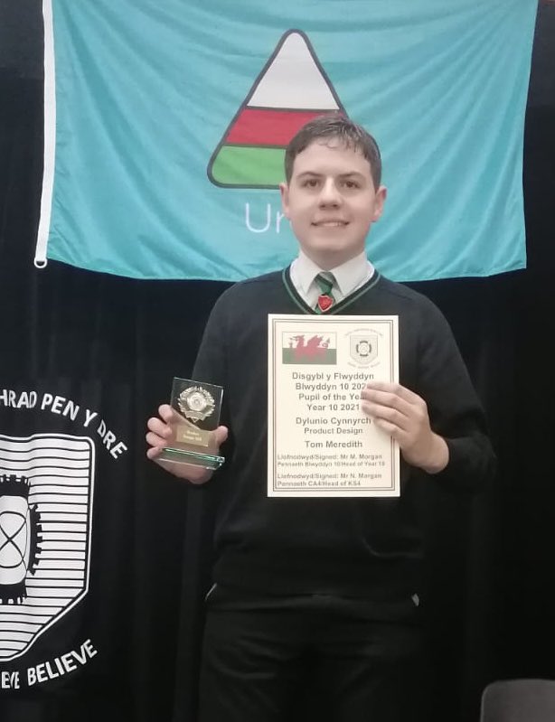 Pen Y Dre Cymraeg tweet media