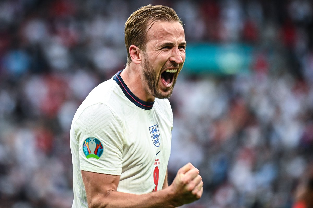 TheiPaperSport's tweet photo. 𝙮𝙚𝙨 𝙀𝙣𝙜𝙡𝙖𝙣𝙙 𝙛𝙖𝙣𝙨, 𝙞𝙩 𝙧𝙚𝙖𝙡𝙡𝙮 𝙝𝙖𝙥𝙥𝙚𝙣𝙚𝙙...

#ENG have beaten #GER in a knockout game at a major tournament for the first time since 1966! https://t.co/qC9mMvPvoF