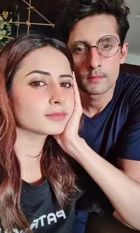 these lovelies couple back together again. i just love the contents they share<<<