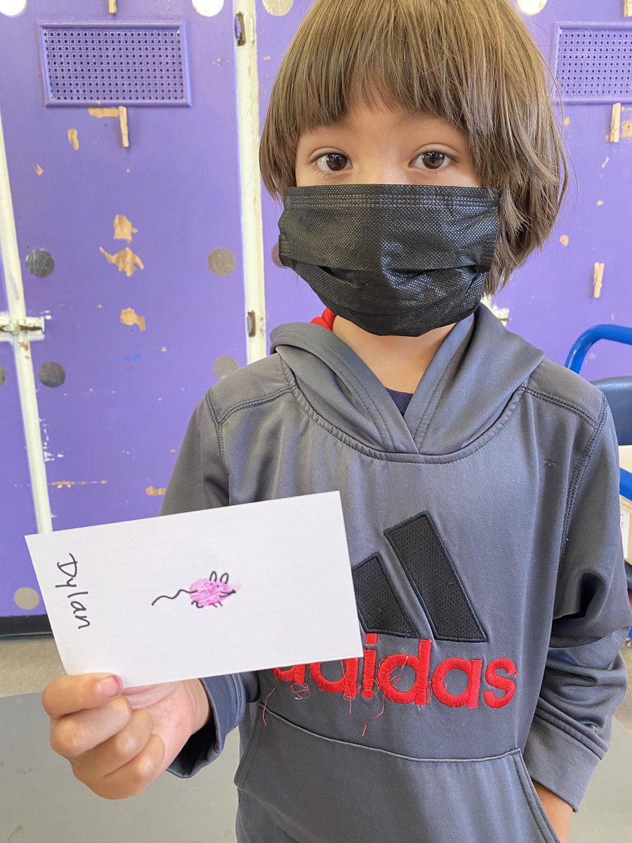 Closing summer school with learning and loving our own skin. #diversity #equity #bilingual #loveyourself #acceptance #inclusive #unity <a href="/MtDiabloUSD/">MDUSD</a> <a href="/ELLyeah_mdusd/">ELL Yeah!</a> <a href="/ShoreAcresMDUSD/">ShoreAcres</a> #unique #fingerprint #puppets #funlearning