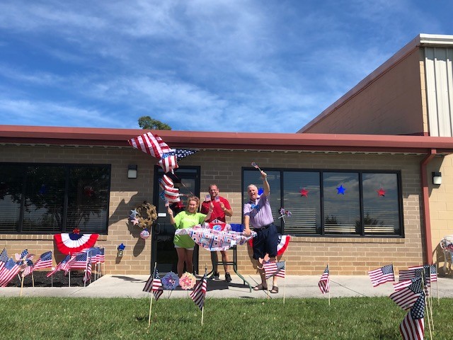AzorTheFrog's tweet photo. Pictured here is our Knoxville Branch's 4th of July celebration! 
○
○
#AZOR #TeamAZOR #Pray4Trey https://t.co/KOeOeo9q5F