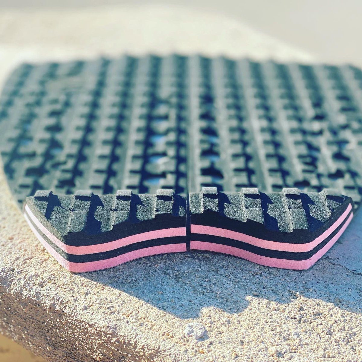 surf_pad's tweet photo. No fabricamos en Asía, totalmente España - Malaga @NATIVESURFBOARD 👉fabricado por surfers para surfers. 

Nosotros siempre elegimos empresas españolas. Compramos todo nuestros materiales en Europa. 
#Original https://t.co/qLRANBxssH