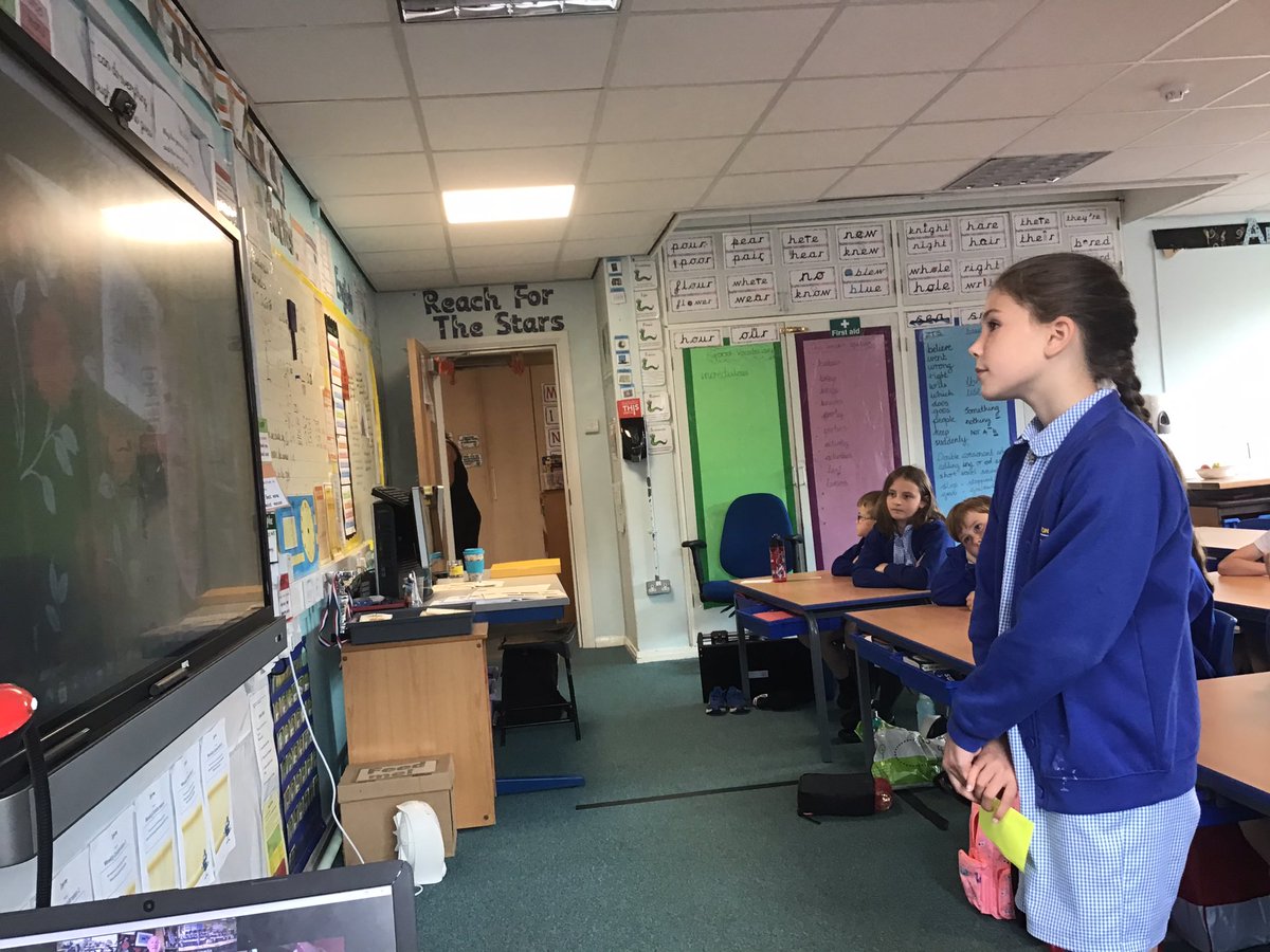crontony4's tweet photo. What an amazing visit from Al Sylvester who shared his Antarctica expedition with the class. We learnt about resilience and perseverance and working as a team which are some of our KEY learning attitudes. #keyscurriculum @crontonceschool @crontony4 #keylearningattitudes https://t.co/UfSm3m5frH