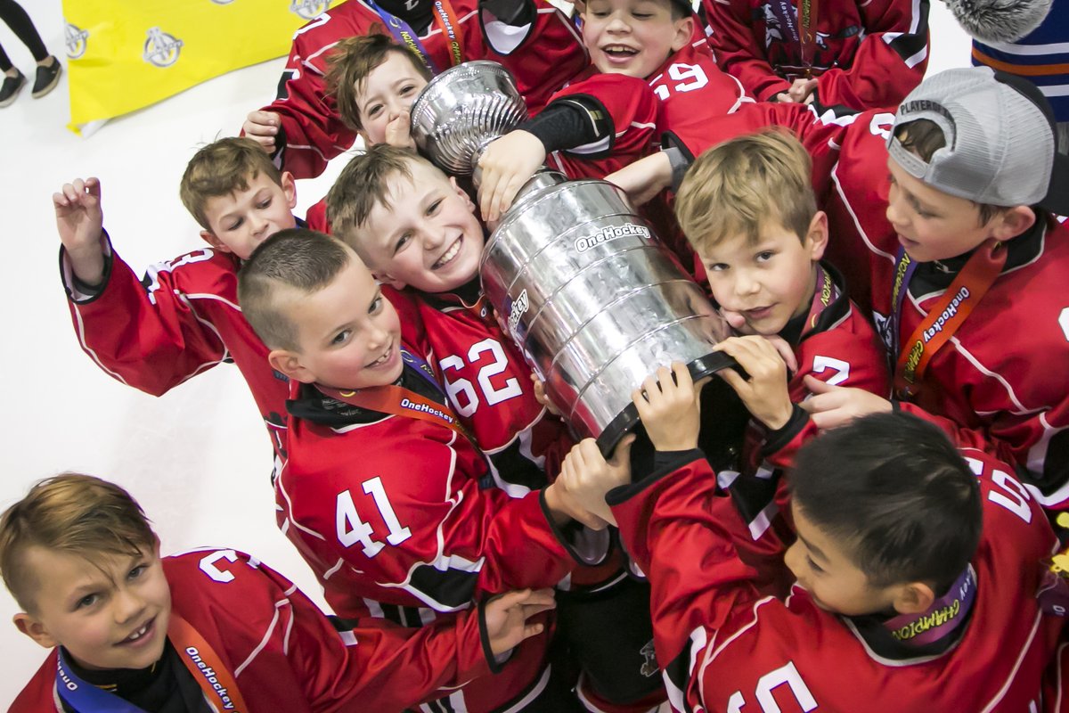 OneHockeyEvents's tweet image. #OneHockey #Hoistthecup #1Rated Tournaments in North America Register now!!  ed.gr/dg7hs