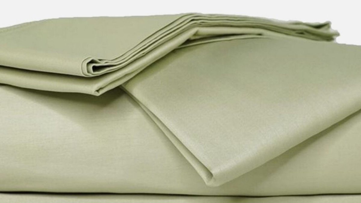 LinenFit's tweet image. Introducing Soft Sage, our #new summer-ready colorway. Now available in the Comfy 100% Cotton and Wrinkle Free collections. #linenfit