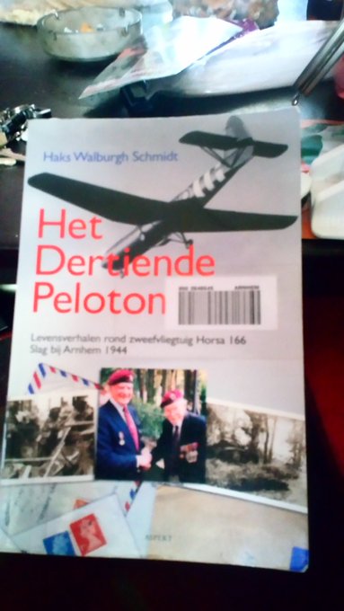 Marc - 2 pic. @rgpoulussen Wat nieuw leesvoer geleend 😁 https://t.co/Z5P0q1SBHs