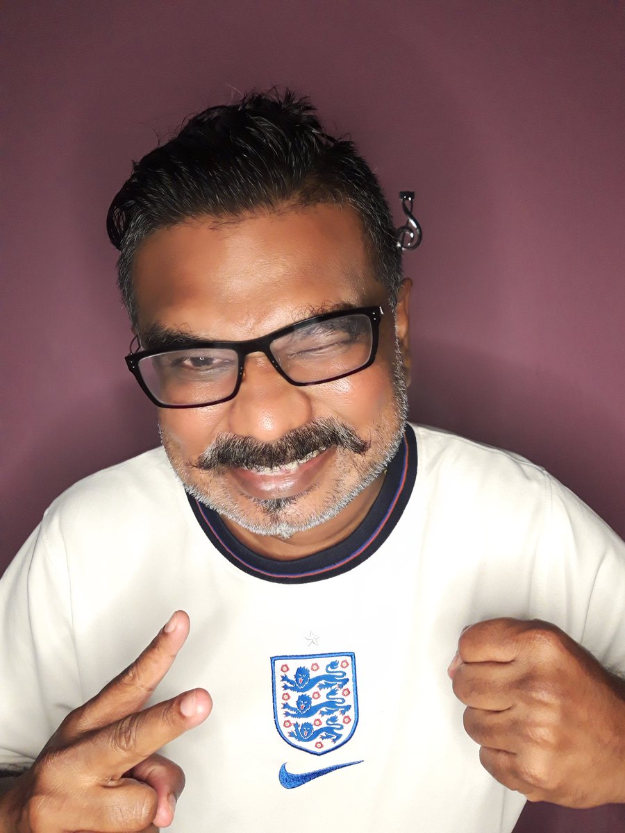 msk musical N clicks tweet media