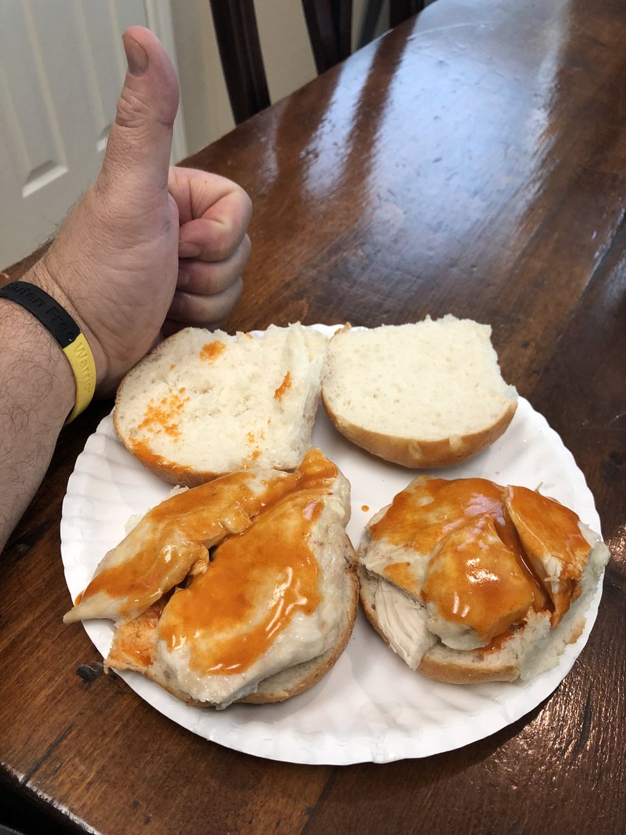 @DDPYoga @RealDDP @ConquerorPlus Killed another DDPY workout w/ 1086 calories destroyed! Post workout meal: Organic air cooled chicken breasts on Udi’s gluten-free hamburger bun. Buffalo Sauce is organic with zero sugar & non-GMO certified.#220lbs #unstoppable #GlutenFreeWarrior