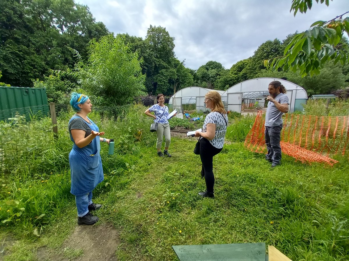 SaulMearns's tweet photo. #Blackleyinbloom #Heatonpark #Communitygarden @MCCHBlackley @parks_great @IncEdNetwork @RHSBloom @The_RHS https://t.co/UB4d9ZQVmV