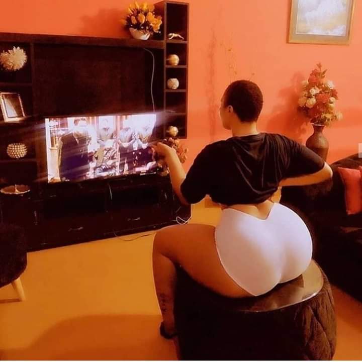 NeexnaD's tweet photo. tel:77 016 40 36 / 70 407 93 23
big promo: massage a 10.000f.
woma gawe mon massage est meilleur que le chocolat et même la pizza.
Un large choix de 3 nouvelles masseuses.
cabine climatisé. https://t.co/GZ8I0U4UU1