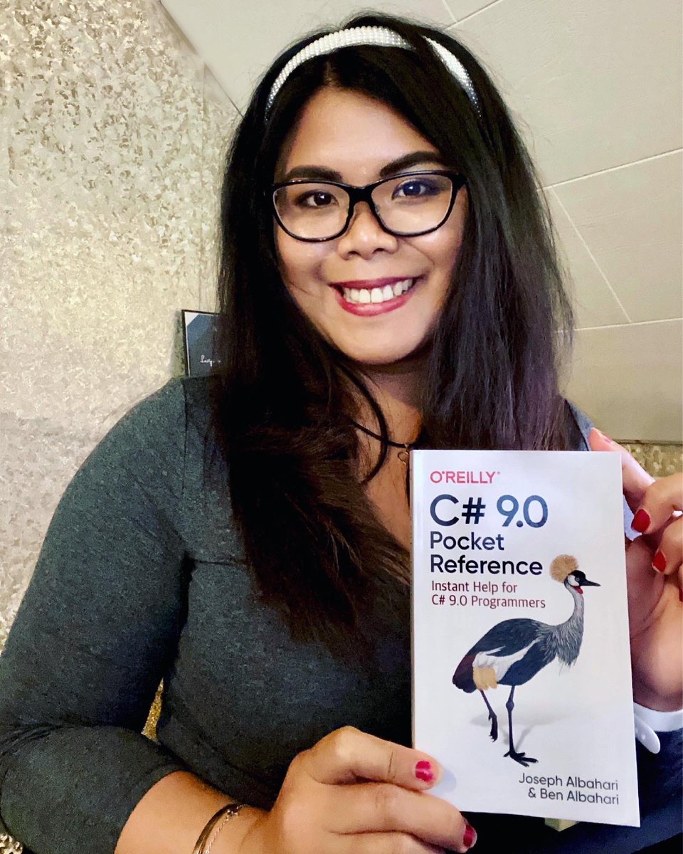 cjkodare's tweet image. Another book in my shelf! @oreillymedia ”C# 9.0 Pocket Reference” - My first ever small, handy, pocket-size programming book! Usually they are heavy and thick! 👩🏻💻😁 📚
#oreillybooks #csharp9 #booksforprogrammers #dotnetdeveloper #csharppocketreference