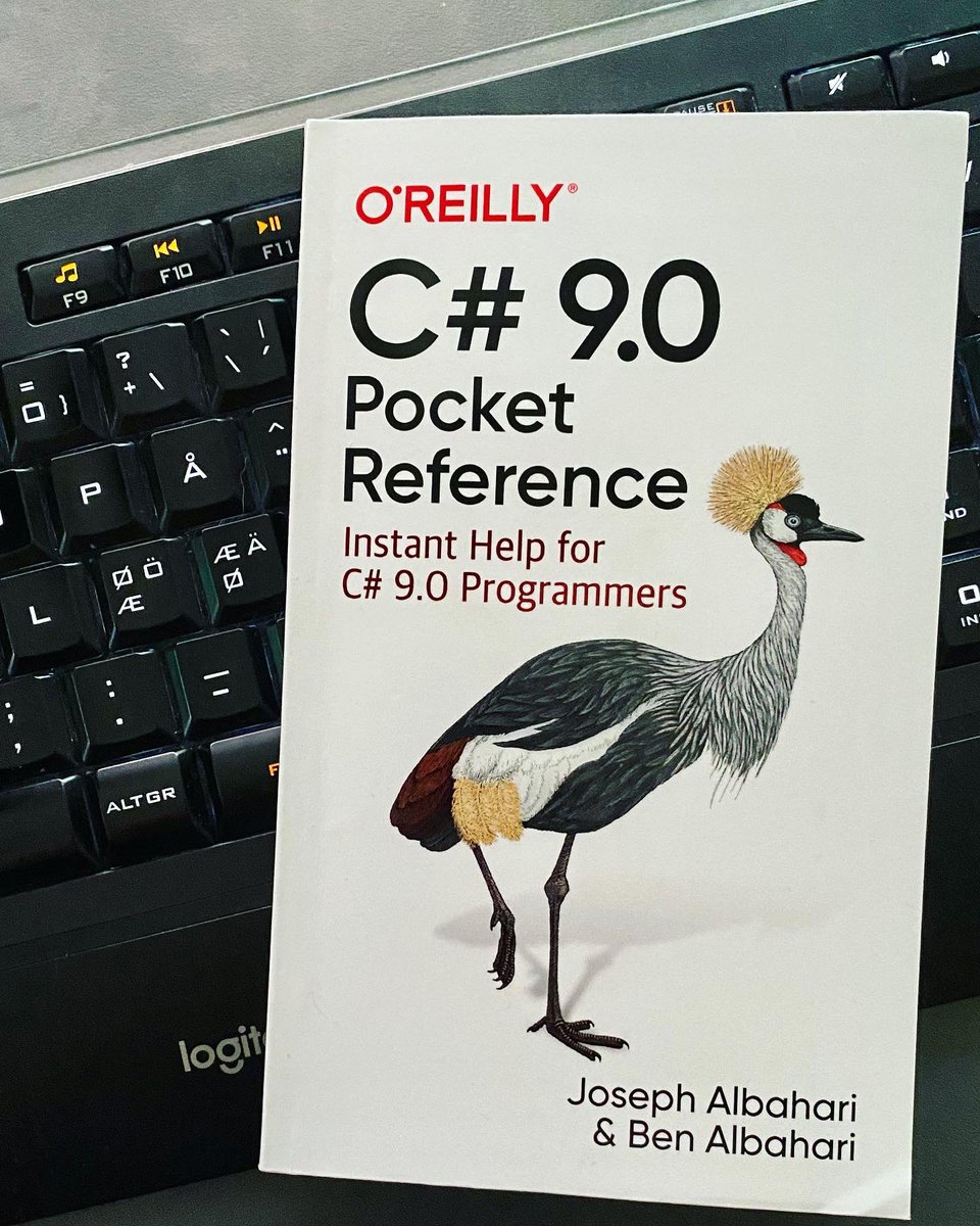 cjkodare's tweet image. Another book in my shelf! @oreillymedia ”C# 9.0 Pocket Reference” - My first ever small, handy, pocket-size programming book! Usually they are heavy and thick! 👩🏻💻😁 📚
#oreillybooks #csharp9 #booksforprogrammers #dotnetdeveloper #csharppocketreference