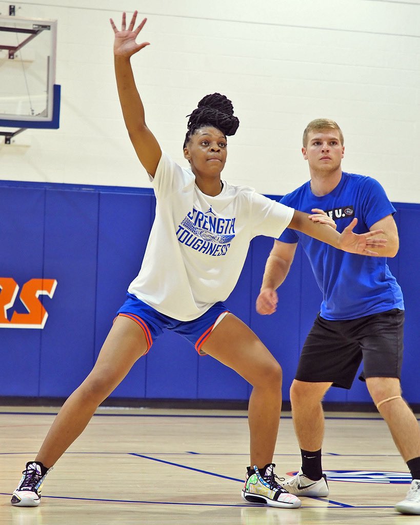 Cameron Newbauer tweet media