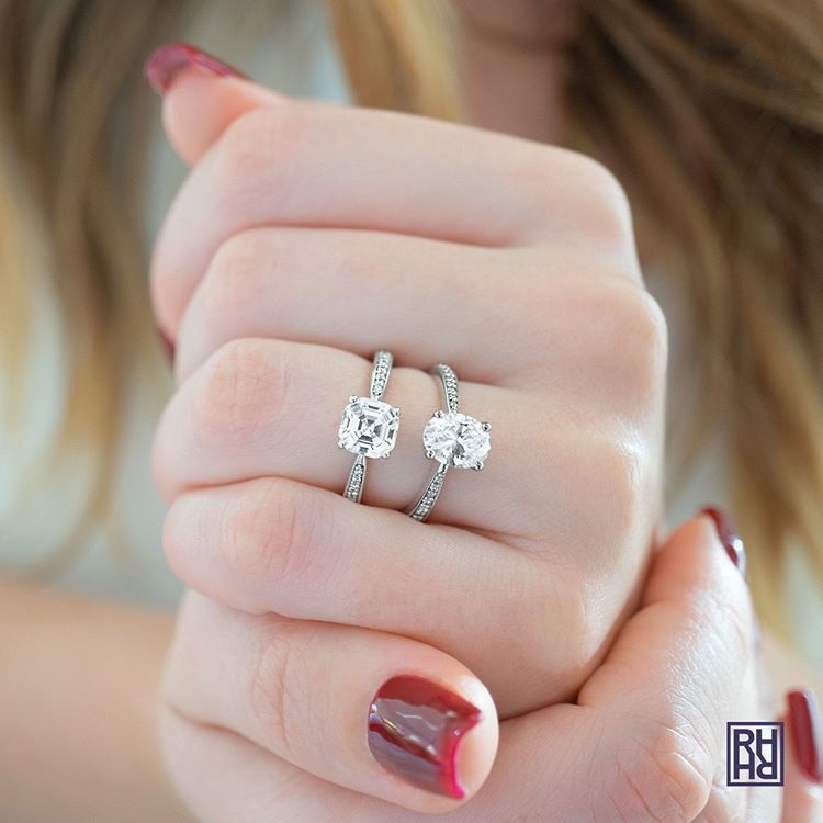 A stunning setting 😍 Would you pick an oval or asscher diamond for this ring? 💍 

Left Style # 80086HIVS-CP⠀
Right Style # PT80086HIVS-OV125RH