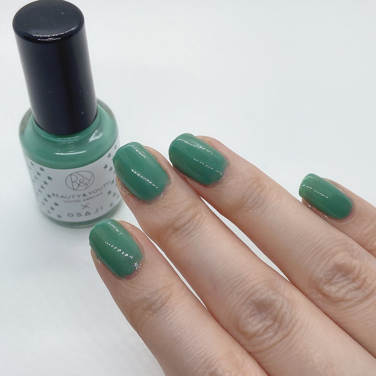 さやや 9 30 限定のosajiとビューティーアンドユースのコラボのグリーンネイル 夏にぴったりでアレンジもしやすい Osaji アップリフトネイルカラー Bea T Co Fh9h9hu9qa