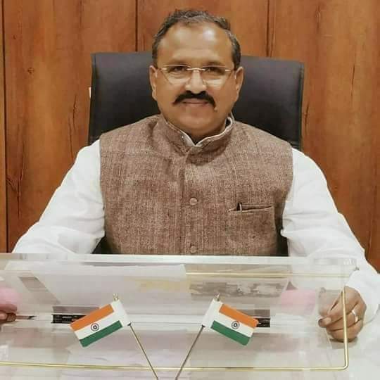आदरणीय काका जी को जन्मदिन की हार्दिक शुभकामनाएं
अपका प्यार और आशीर्वाद ऐसे ही बना रहे।।।।।।।