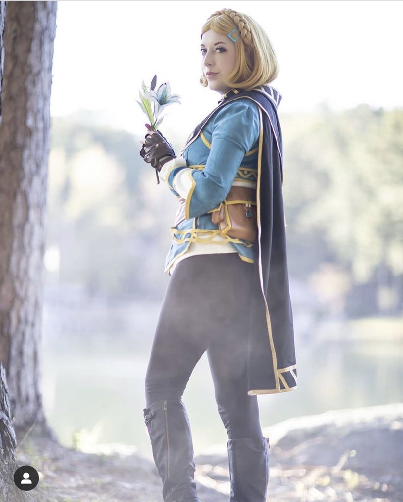 cosplaymandy's tweet photo. Amazing photo by @xxstardustphotograpy of @_starlisbb in the Zelda cosplay from Zelda Breath of the Wild that I made as a commission!! #cosplay #cosplayers #cosplayer #cosmaker #cosplaycommission #zelda #zeldabreathofthewild #zeldacosplay #zeldacosplayer #botw #botwcosplay https://t.co/oax2pSzRya