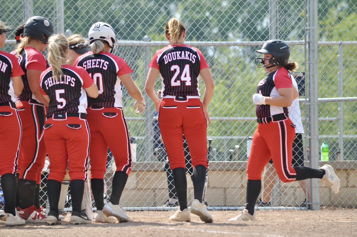 BHeat04's tweet photo. A few photos from our weekend in the Midwest Elite Invite Showcase in Marion, OH. Check out our Facebook Page for more. https://t.co/yhsPi29LZ1 https://t.co/hyJnjj24K2