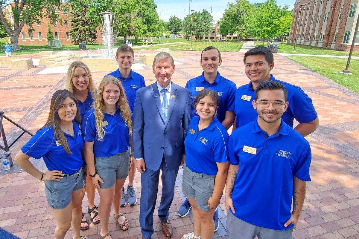 UofNE_President's tweet photo. A beautiful day in Kearney to celebrate 30 years since @UNKearney became part of the University of Nebraska system. Lynda &amp; I were honored to join @KristensenDoug and faculty, staff &amp; students in reflecting on 30 yrs of growth &amp; momentum, and even stronger days ahead. Go Lopers! https://t.co/k9QtW7spbc