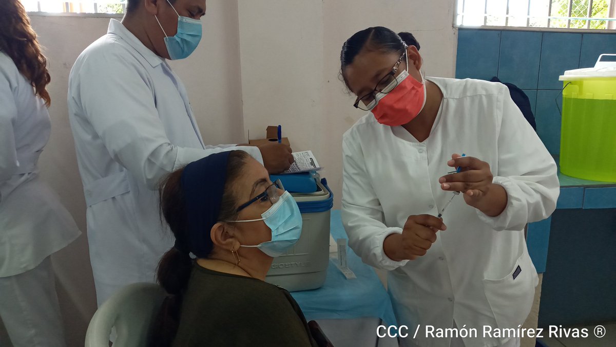 #Nicaragua | El día de hoy #29Junio el MINSA finalizó la aplicación la Segunda Dosis de la Vacuna Covishield, en el Centro de Salud Pedro Altamirano del Distrito 5 de Managua. <a href="/MinsaNicaragua/">Ministerio de Salud Nicaragua</a> <a href="/opsomsnic/">OPS/OMS NICARAGUA</a>

#BuenGobierno
#SeguimosCambiandoNicaragua
#VacunandonosPuebloQueVence