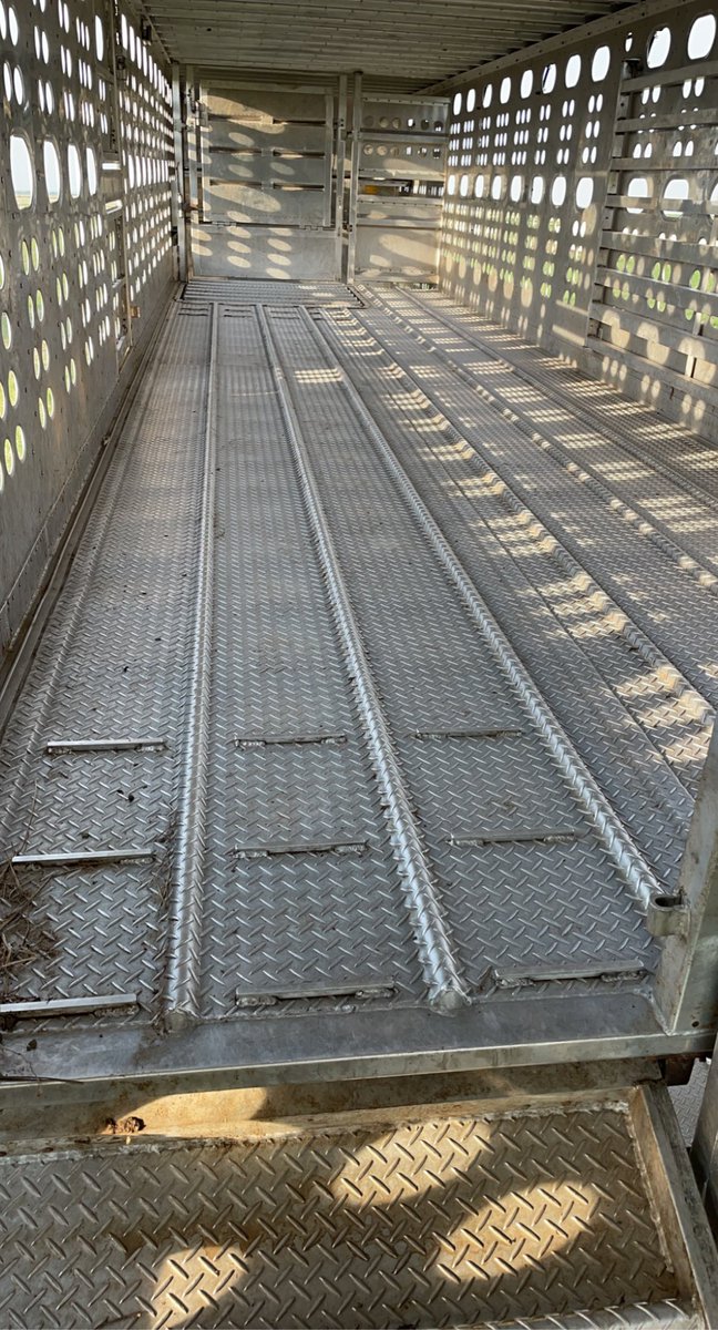 JasonJagels's tweet photo. 2002 Merritt 50 x 102 pot for sale. Excellent condition for the age. Just through shop inspection, new shocks and air leak fixed. More pictures available. RT’s appreciated. https://t.co/sxy1qicMDj