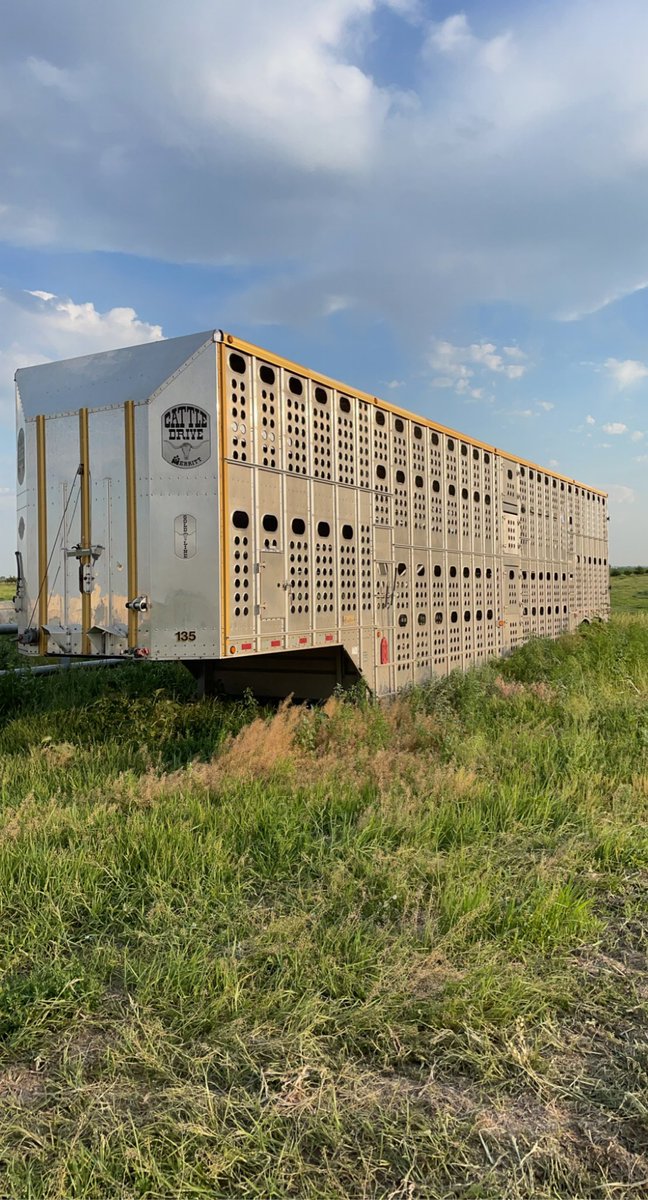 JasonJagels's tweet photo. 2002 Merritt 50 x 102 pot for sale. Excellent condition for the age. Just through shop inspection, new shocks and air leak fixed. More pictures available. RT’s appreciated. https://t.co/sxy1qicMDj
