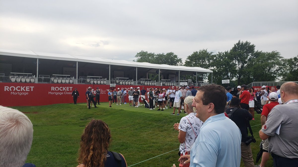 BarrySanders's tweet photo. Getting ready for tee off in the @RocketClassic #313Challenge @LarryFitzgerald @TomIzzoWFAN @RickieFowler https://t.co/rAmFuXLiuA