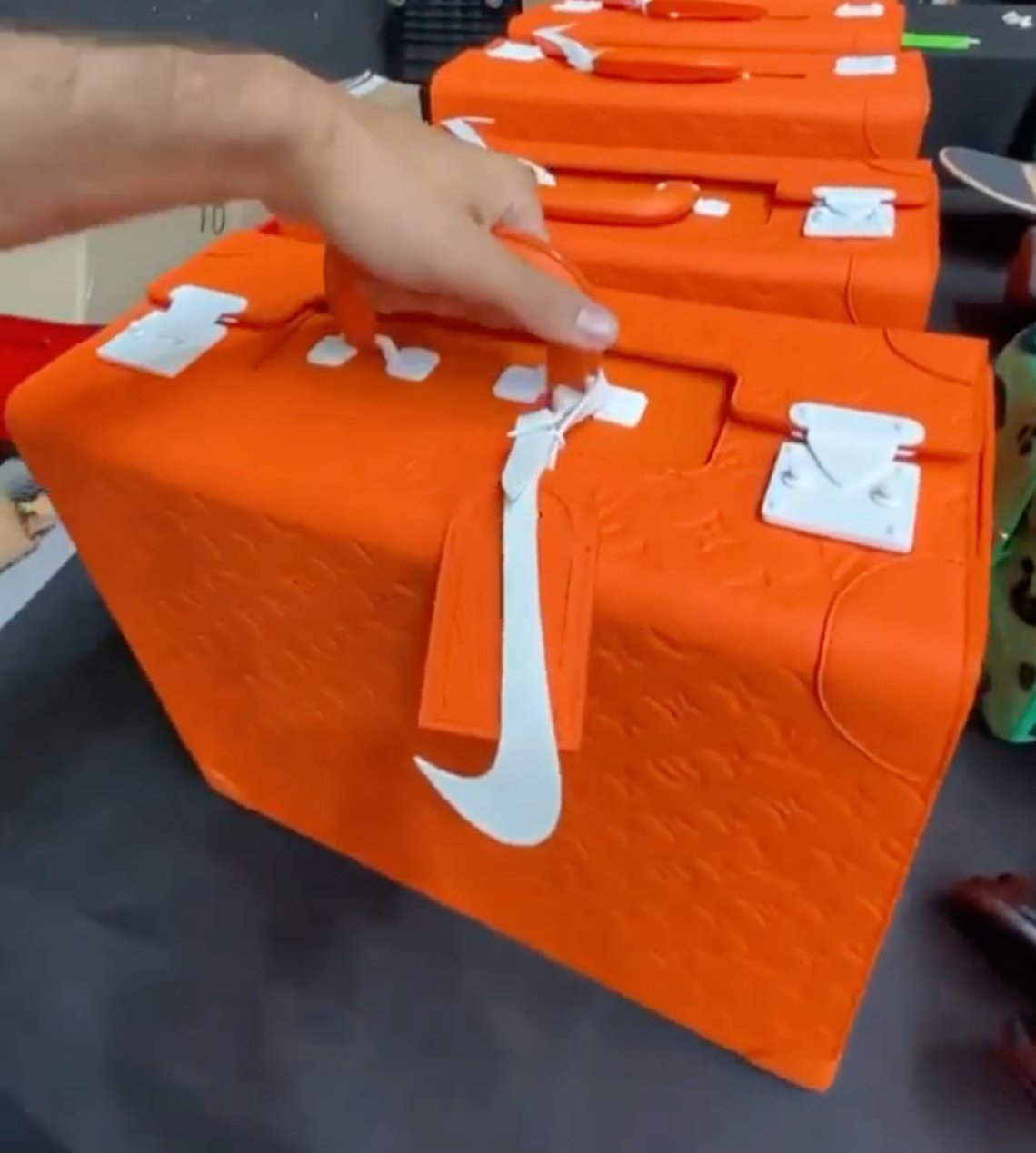 Sneaker News on X: The Louis Vuitton x Off-White x Nike Air Force 1  collection is set to come packaged in custom briefcases 👀 (📸:  IG/dlouisv.co)   / X