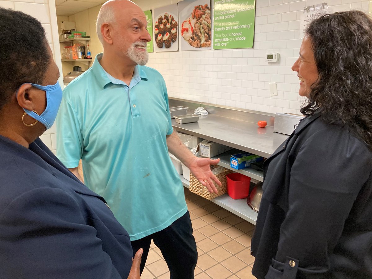 SBAIsabel's tweet photo. Small businesses have been resilient since the pandemic hit, pivoting operations and adapting to unprecedented circumstances. Today, I was honored to meet the owners of @marymacsatlanta, @avivabykameel, &amp; @Sweetauburnbred, thriving businesses that remain a vibrant part of Atlanta https://t.co/TNwJ6MAu7K
