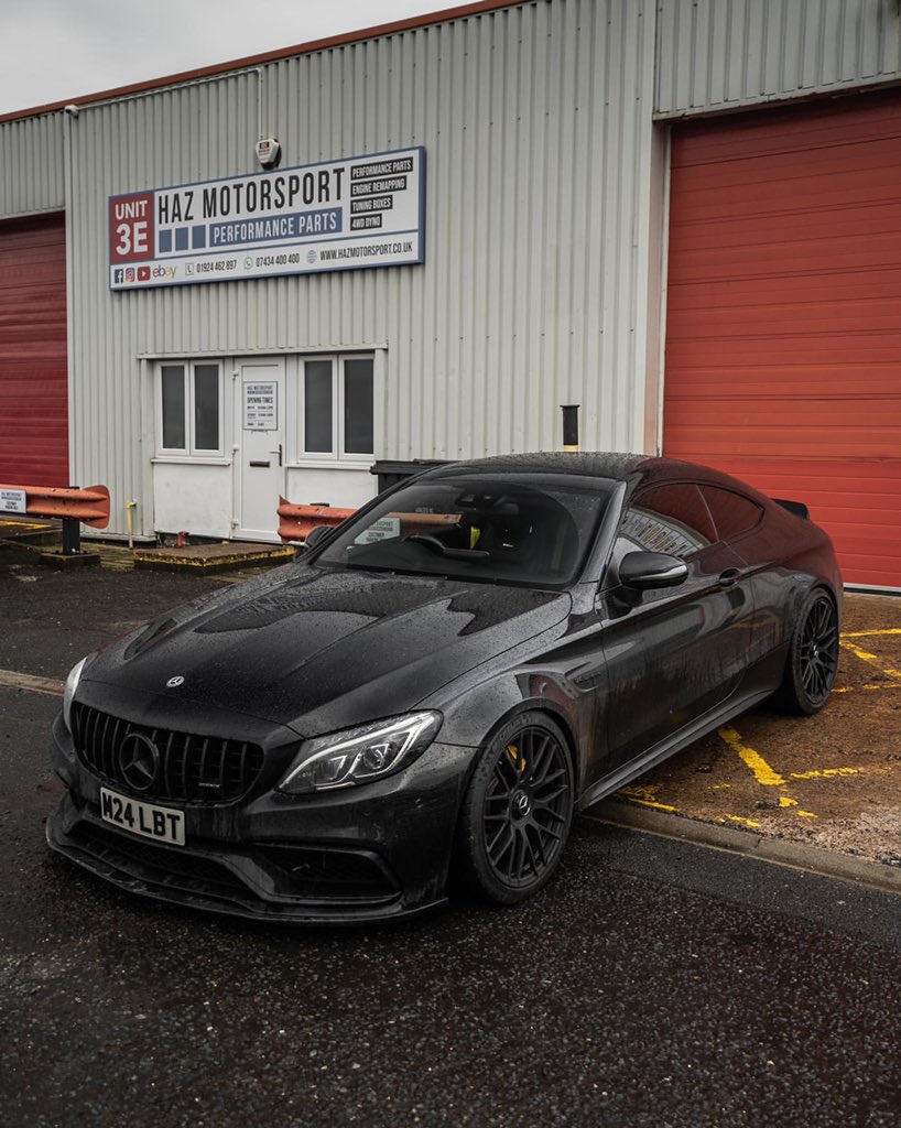 Car Pxrn tweet media