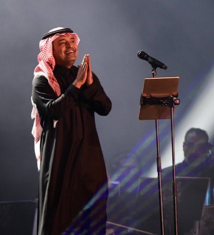 P7vo7's tweet photo. - انا اكثر شخص بالدنيا يحبّك وانتي ماتدرين 
  وفيك اموت انا واحيا من اول يوم لين الحين 🖤 https://t.co/cgLjfV9UAf