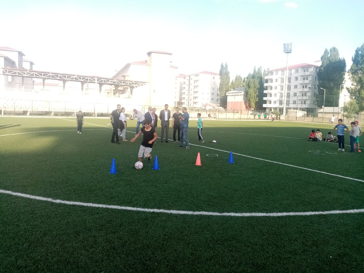 GSB_Patnos's tweet photo. Atletizm, furbol branşlarında yaz spor okullarından kareler. @kasapoglu @gencliksporbak @ismailcalgangsb @FatihALPASLAN04 https://t.co/43gMHf2HG1