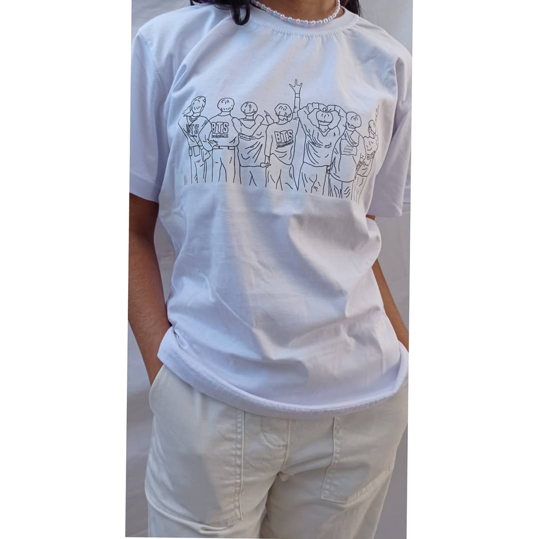 StoreGrk's tweet image. CAMISETA BTS SHOW BRASIL
💵 Valor: 53,00 + frete
Para comprar entre em contato com a loja pelas nossas redes sociais:
📸 Instagram: instagram.com/grk__store_?ig…
🛍️ Shopee: shopee.com.br/gigi123k
📞 Whatsapp: 35 9803-5688