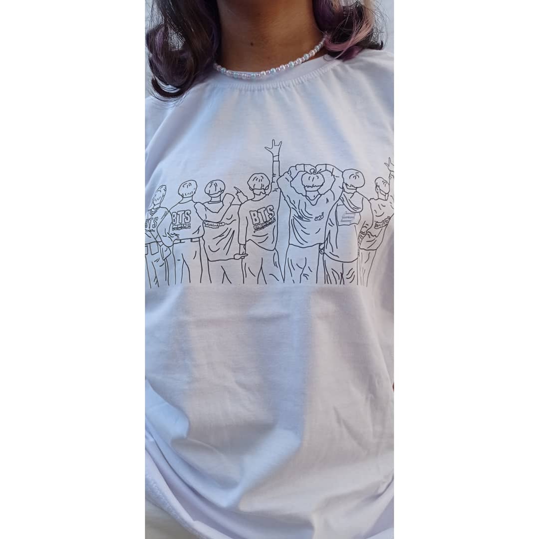 StoreGrk's tweet image. CAMISETA BTS SHOW BRASIL
💵 Valor: 53,00 + frete
Para comprar entre em contato com a loja pelas nossas redes sociais:
📸 Instagram: instagram.com/grk__store_?ig…
🛍️ Shopee: shopee.com.br/gigi123k
📞 Whatsapp: 35 9803-5688