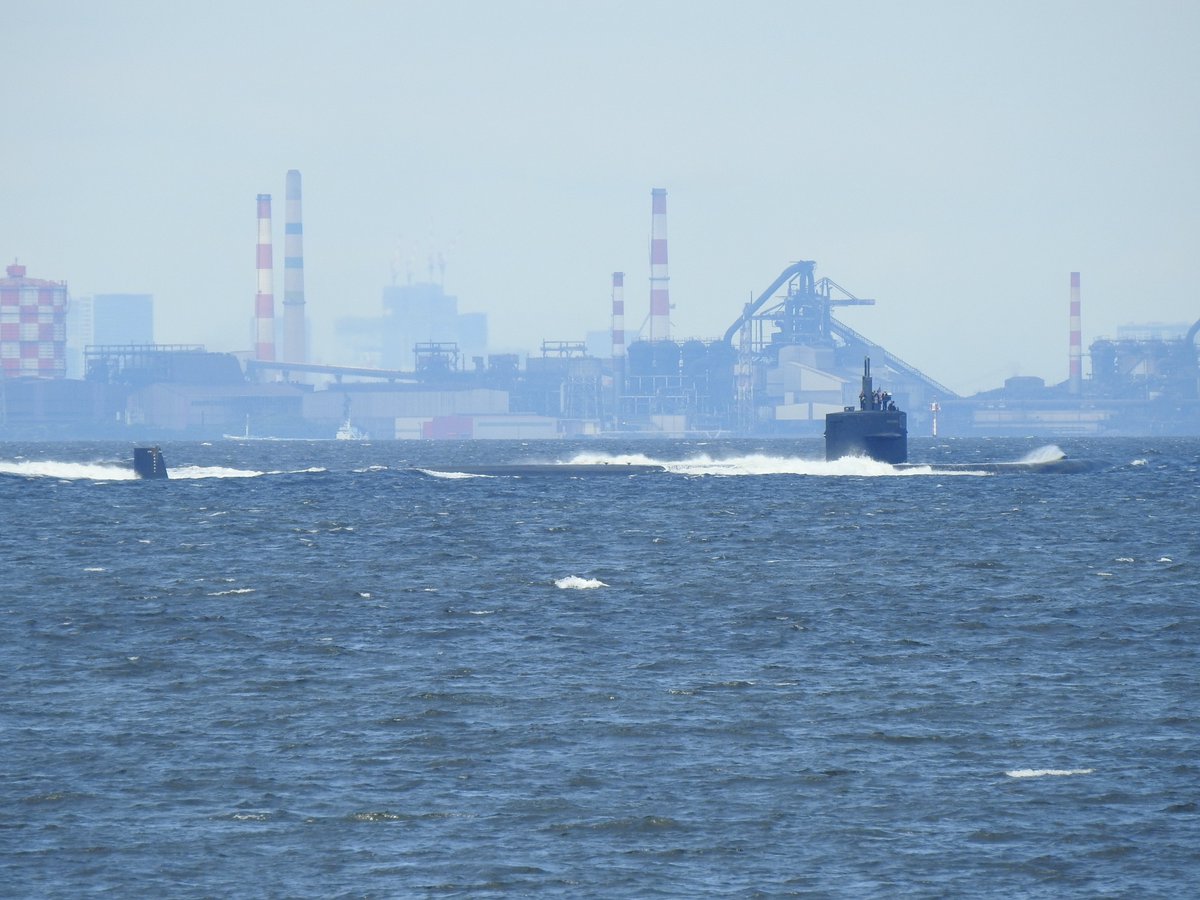 USS Oklahoma City (SSN-723) Los Angeles-class Flight II attack submarine leaving Yokosuka, Japan - June 29, 2021 #ussoklahomacity #ssn723 

* photo courtesy of @HARUMIwelcome