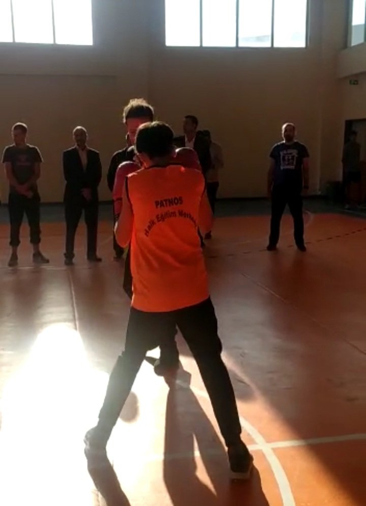 GSB_Patnos's tweet photo. Boks ve güreş branşında yaz spor okullarımızda kareler. @kasapoglu @gencliksporbak @ismailcalgangsb @FatihALPASLAN04 https://t.co/rdQ52QAN0Q