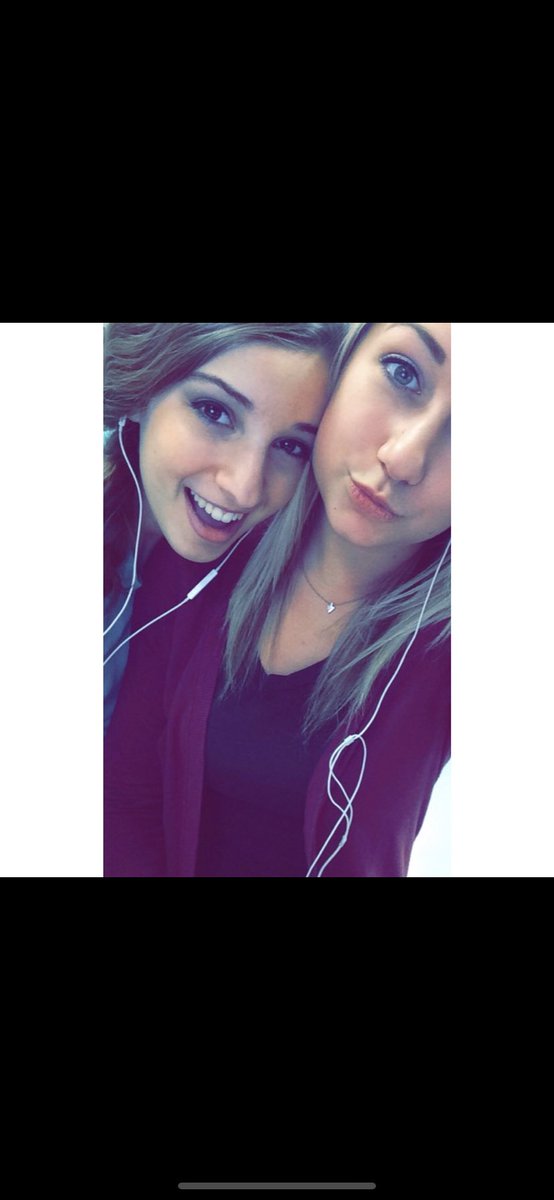 SarahKaiser_'s tweet photo. @MarieRoseeeeee And don’t forget in class too😂😎 circa 2013 lmao https://t.co/G010rcNmhx
