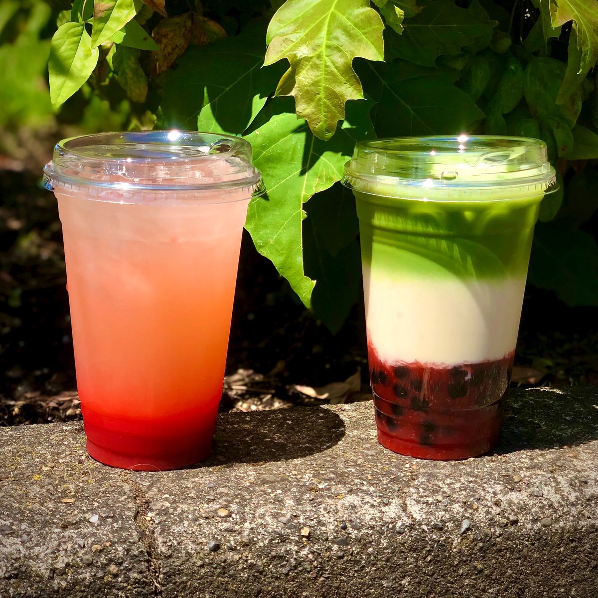 RMCoffee's tweet photo. Stay cool 😎 with our
new seasonal flavor —
Fresh, local Strawberry 🍓
with a kiss 😘 of Thai basil

Get it today in our fresh,
house-made lemonade 🍋 or
legendary Boba Fett 🍵! https://t.co/WiNLs846mG