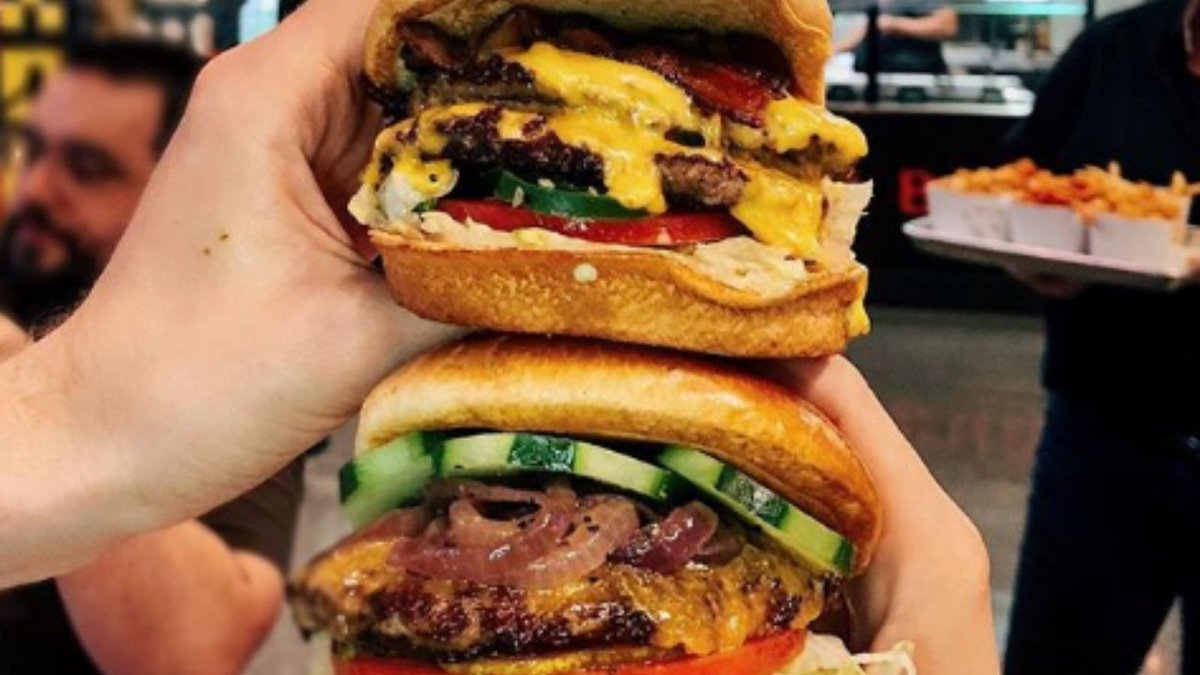 Built Custom Burgers tweet media