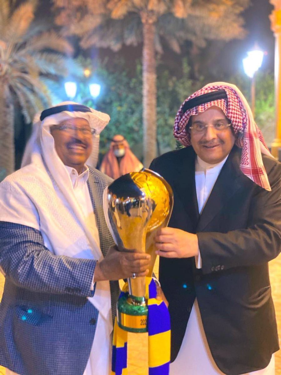 RtN3o's tweet photo. @football_l5 هو اللي ودى النصر كاس العالم من المكاتب والترشيح 
نصراوي متعصب ومتيم بالنصر https://t.co/mWz5UzQaJK