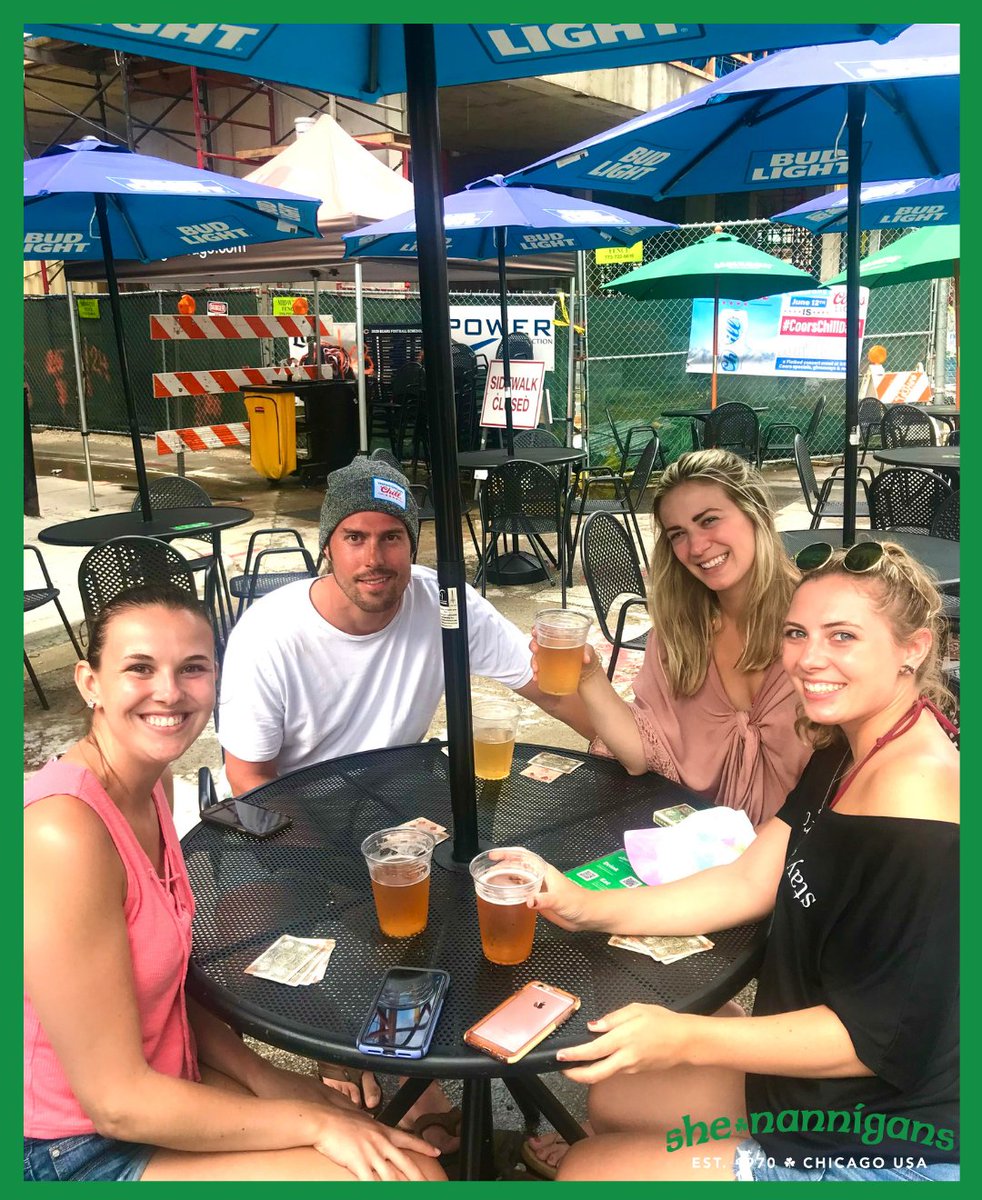 ShenannigansHOB's tweet photo. Looking for somewhere to drink away the rainy blues? Make your reservation through the link in our bio🍻 
#SHEnannigans #LMGChicago #SHEcago #DivisionStreet #Chicago #ChicagoBars #Bars #Drinks https://t.co/ggD3g5hNFN