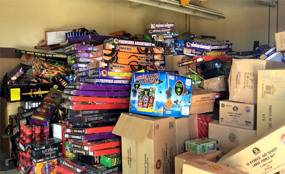CBSLosAngeles's tweet photo. More than 9 tons of fireworks have been seized by task force of San Bernardino County fire investigators, ahead of the Fourth of July holiday. https://t.co/fYMnjHqh5o https://t.co/I6zStPtgE8