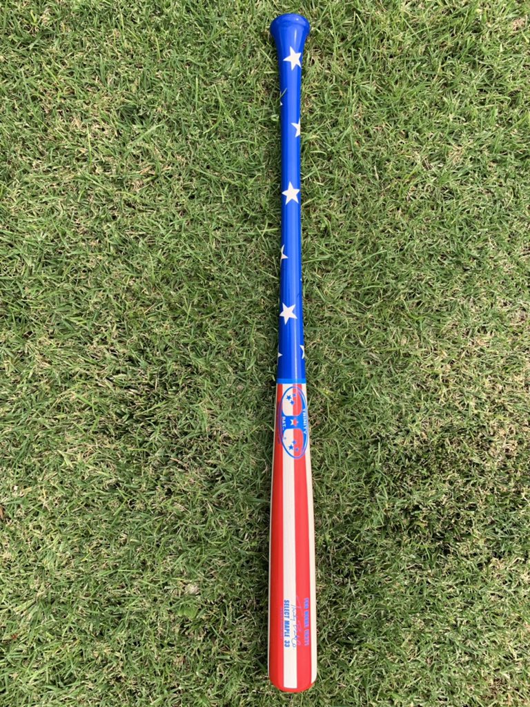 TrinityBatco's tweet photo. Giveaway time! 🎇🎆🇺🇸

Here’s the rules:
1) You must be following our page 
2) Like and retweet this post
3) Tag two others on this post

Winner will be announced Thursday at 2 P.M. 

Good luck!!! 🤞 https://t.co/yqEddV2fwX